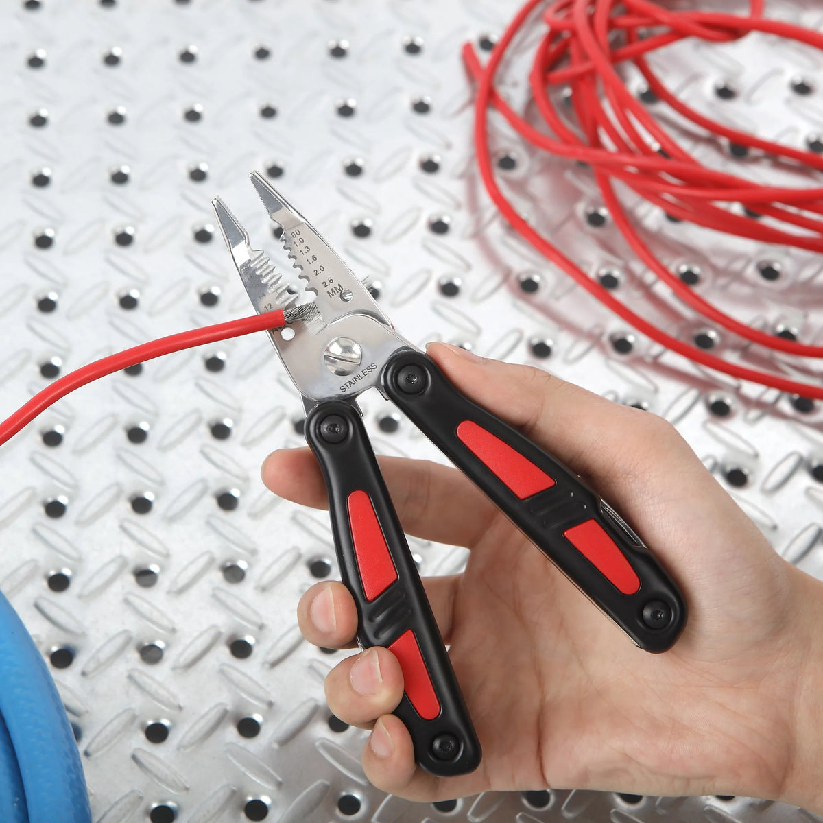 12-in-1 Electrician Multitool with Carry Case I4012